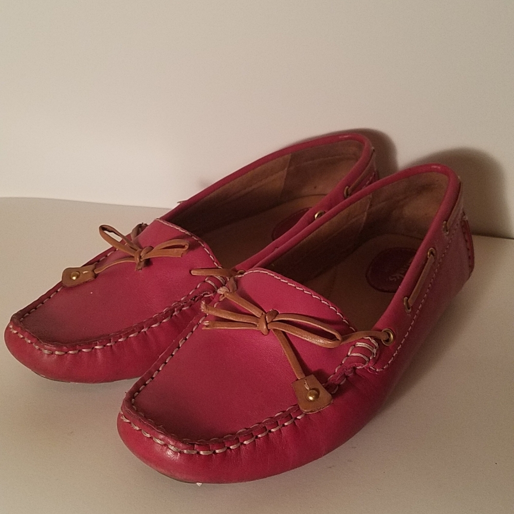 Clark's Artisan Pink Leather Driving Shoe